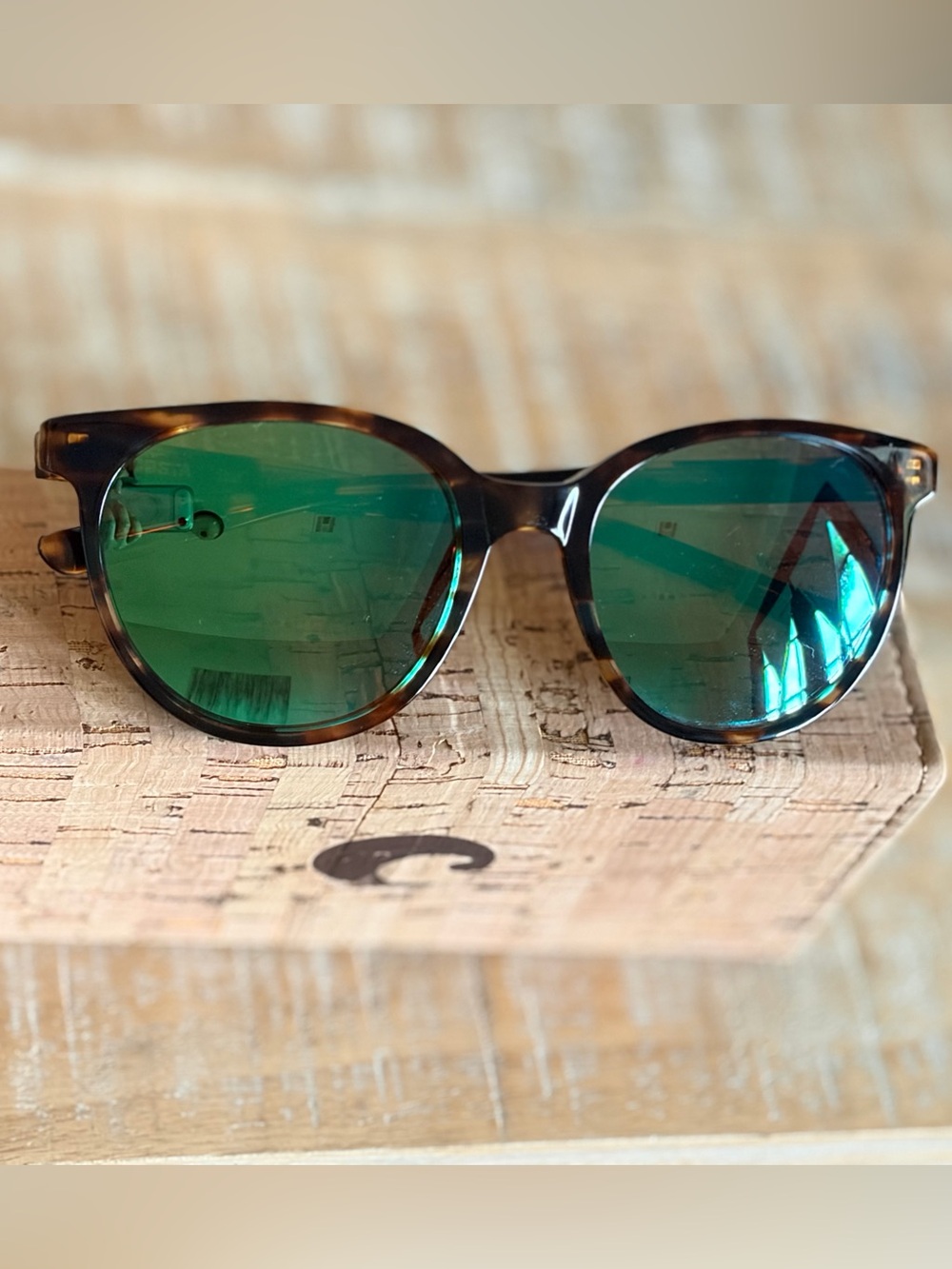 Polarized Costa Tortoiseshell Sunglass Arm with Gold Glass Lenses